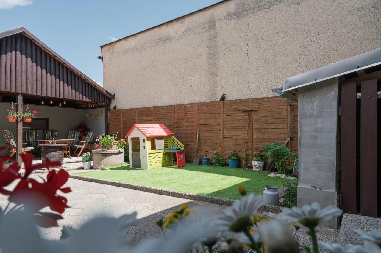 Ubytování 121 - Hlohovec Exterior foto