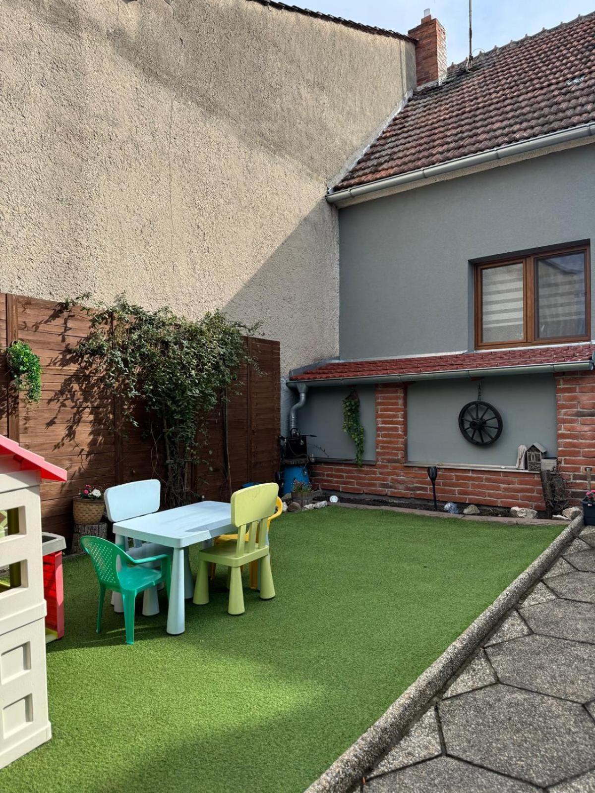 Ubytování 121 - Hlohovec Exterior foto